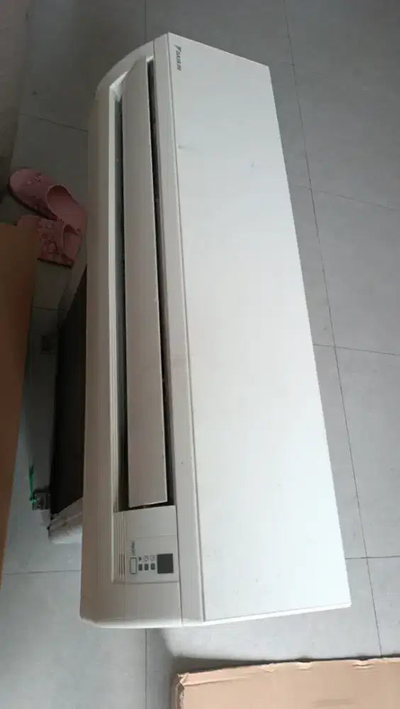 AC Daikin 0,5 pk made in malaysia fungsi normal masih dingin