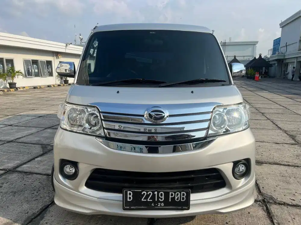 Daihatsu Luxio Matic