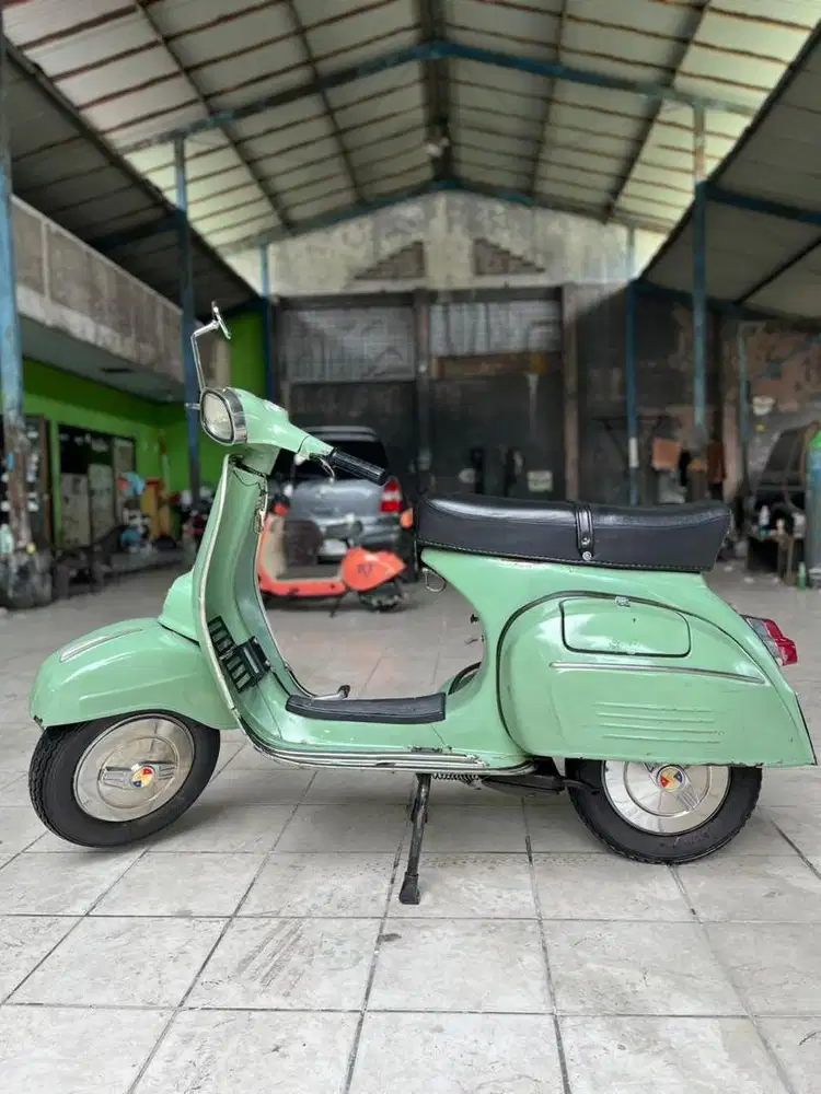 Vespa Super 1975
