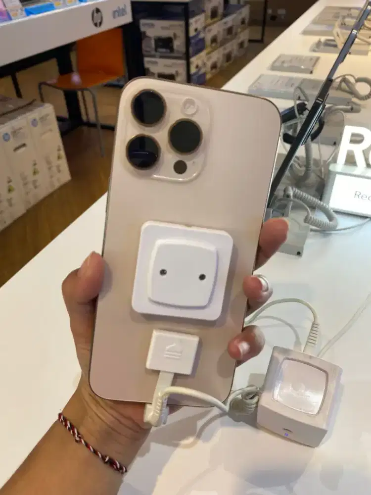 Kredit handphone iphone modal ktp