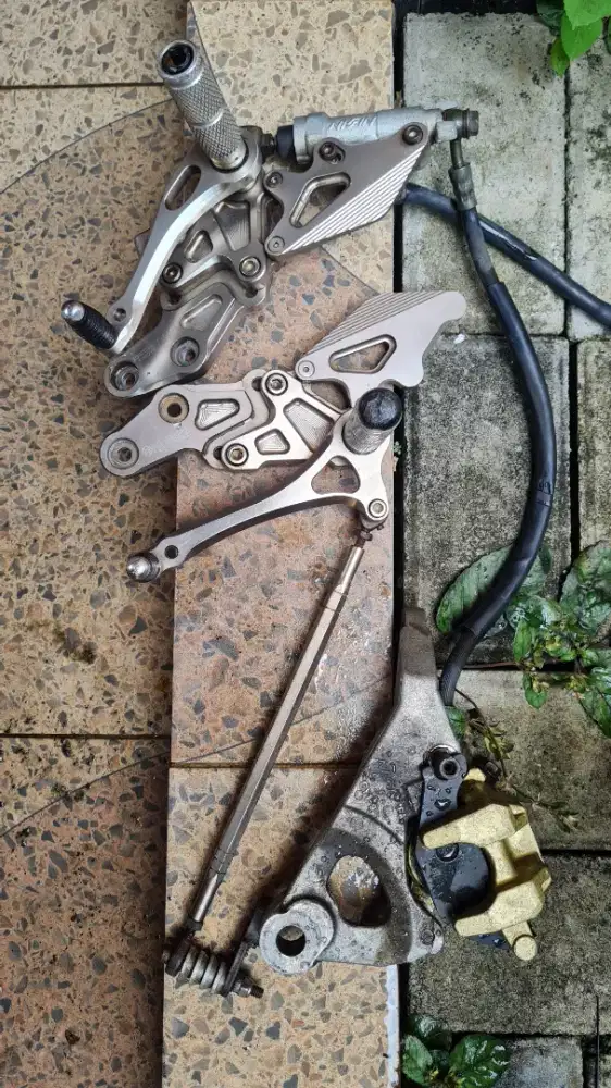 Footstep underbone NUI