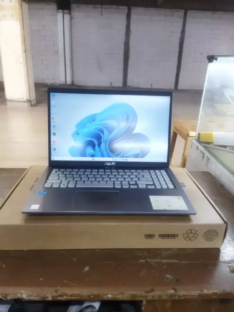 Asus VivoBook A516EA Core i3