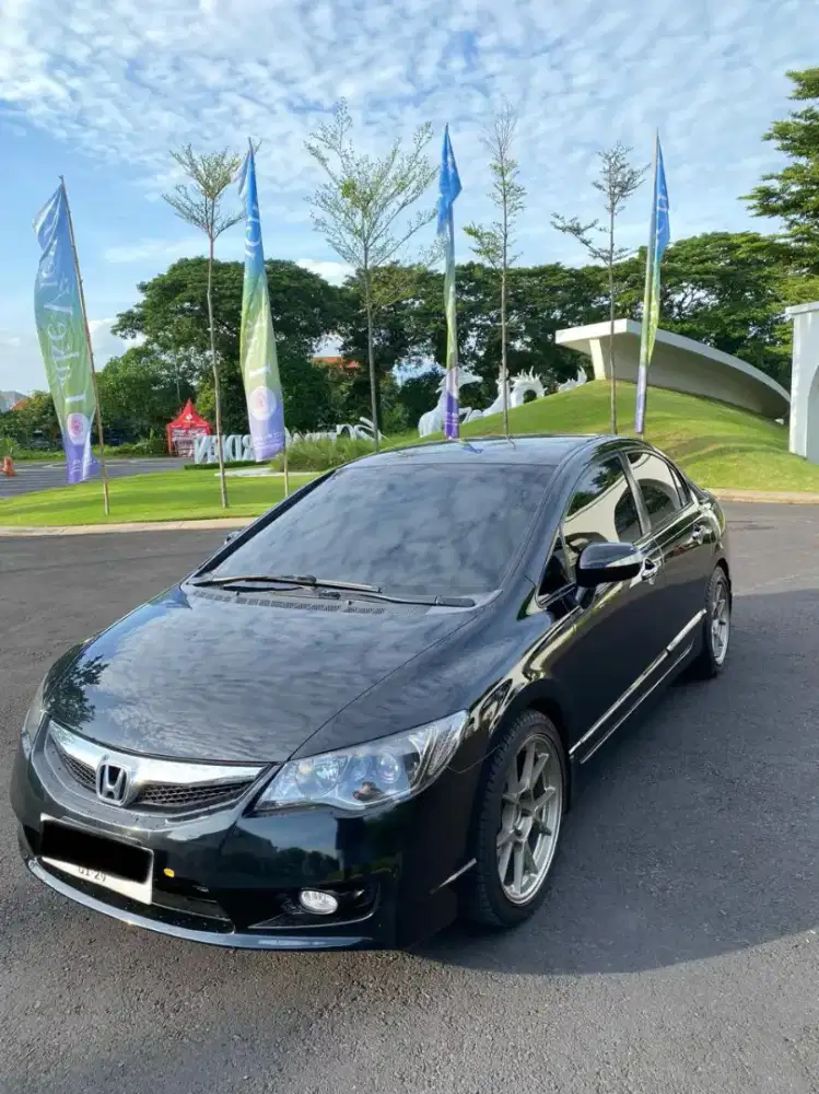 Honda Civic A/T 2010 Bensin Hitam