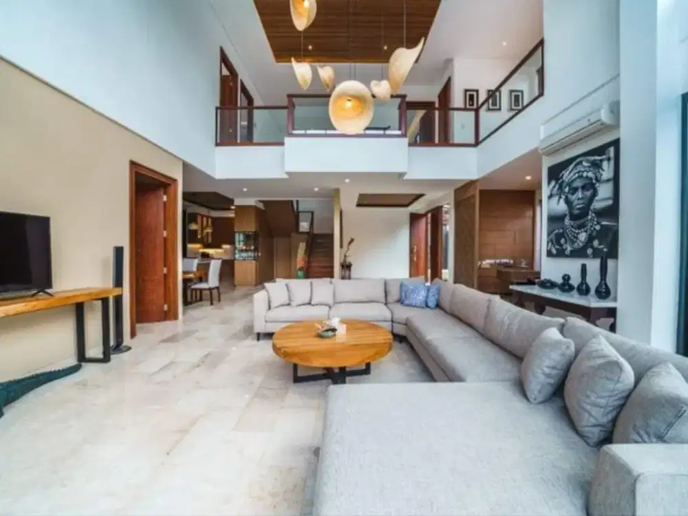 For Sale Villa Luxury lokasi Semer Kerobokan (Nego)