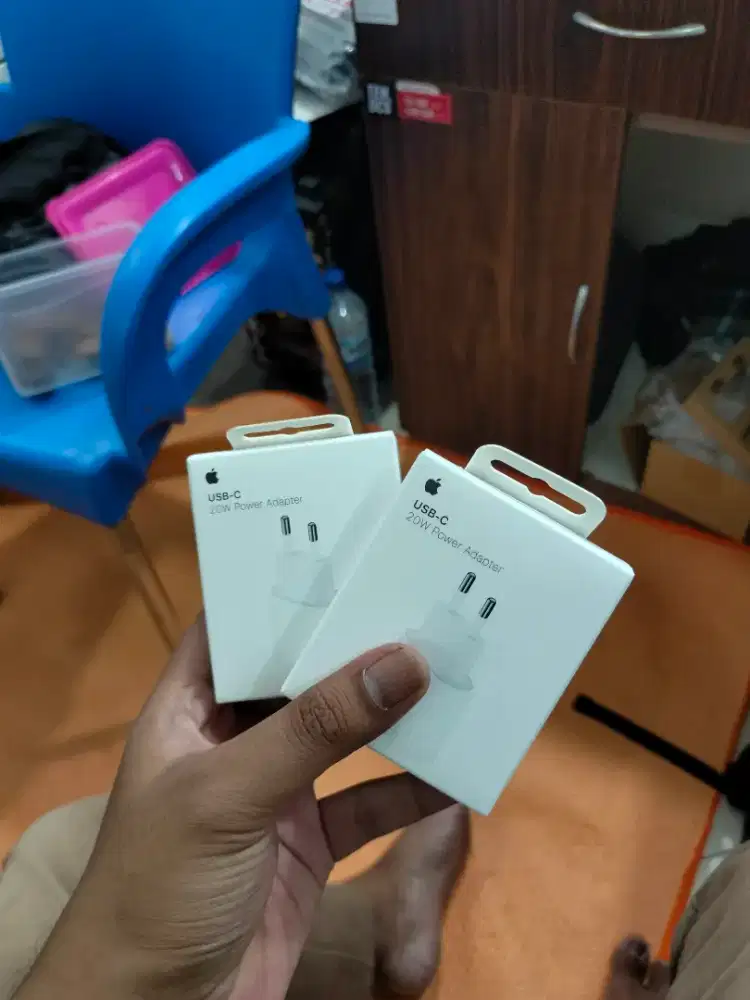 Adaptor iPhone 20W Original New