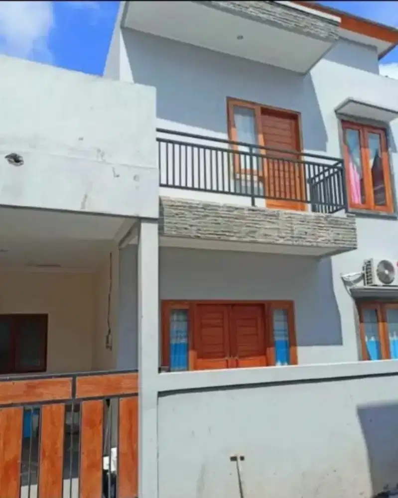 Rumah 2 lantai minimalis di siulan Denpasar Timur