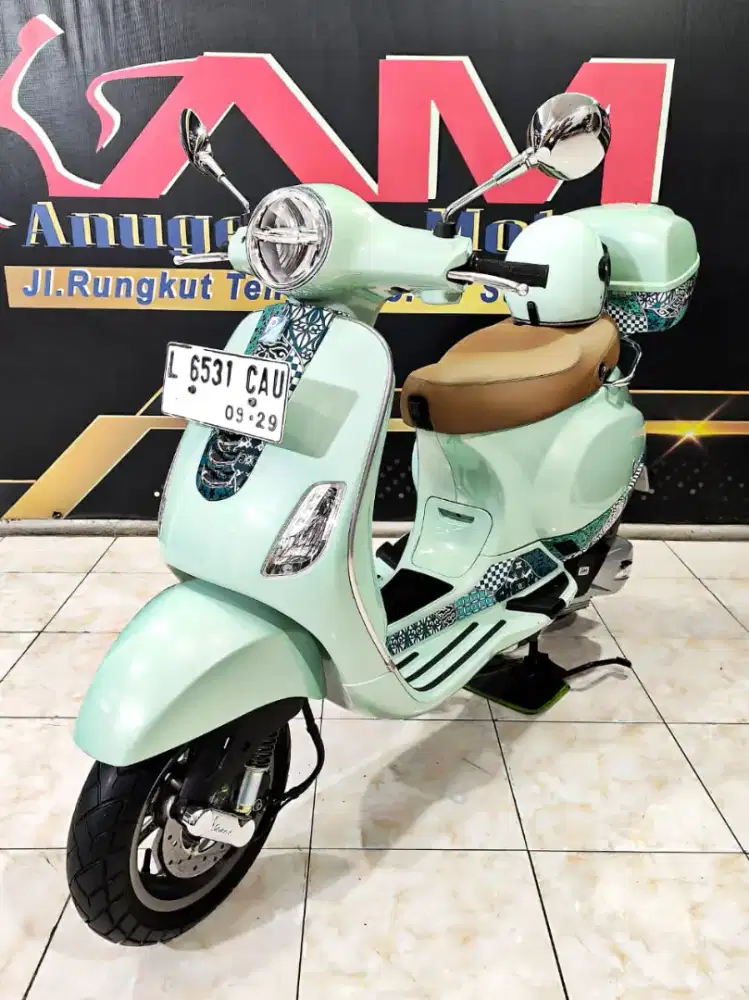 Piaggio Vespa LX 125 I GET REG 2024 Odo 1rb mulus