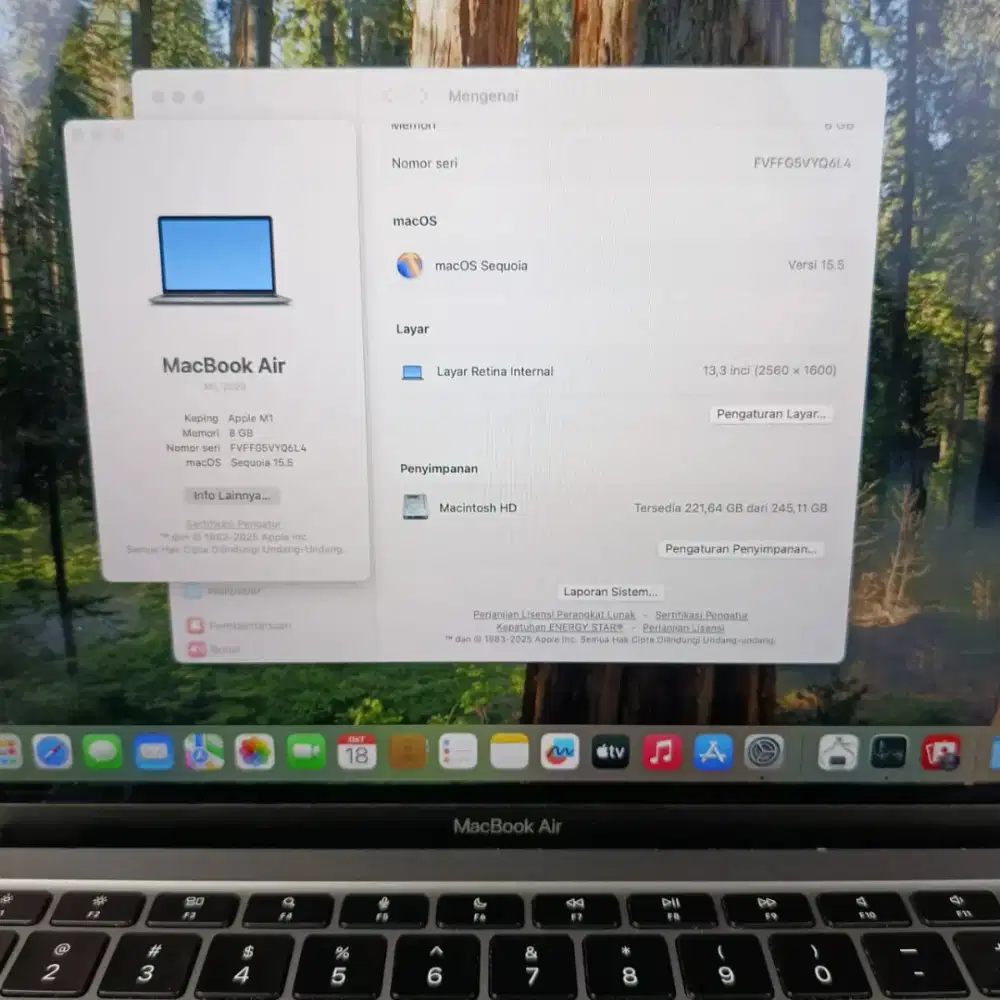 Macbook Air M1 layar 13 inch Ram 8 Ssd 256 Space Grey