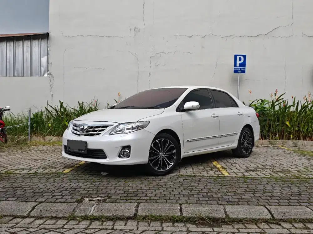 Toyota Corrola Altis Putih (rare)