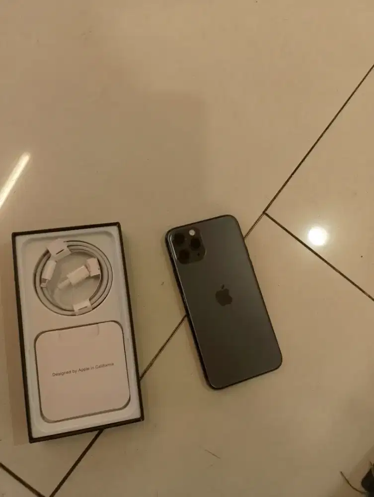 Iphone 11 pro 256gb nothing baru