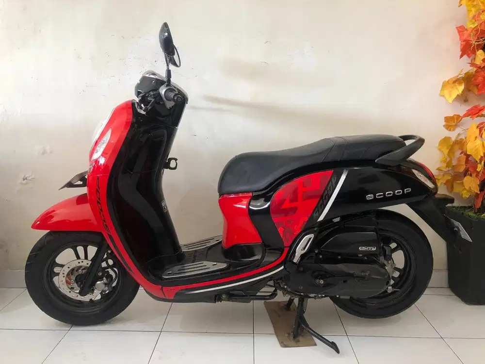 Honda Scoopy Th.2021 Merah!!