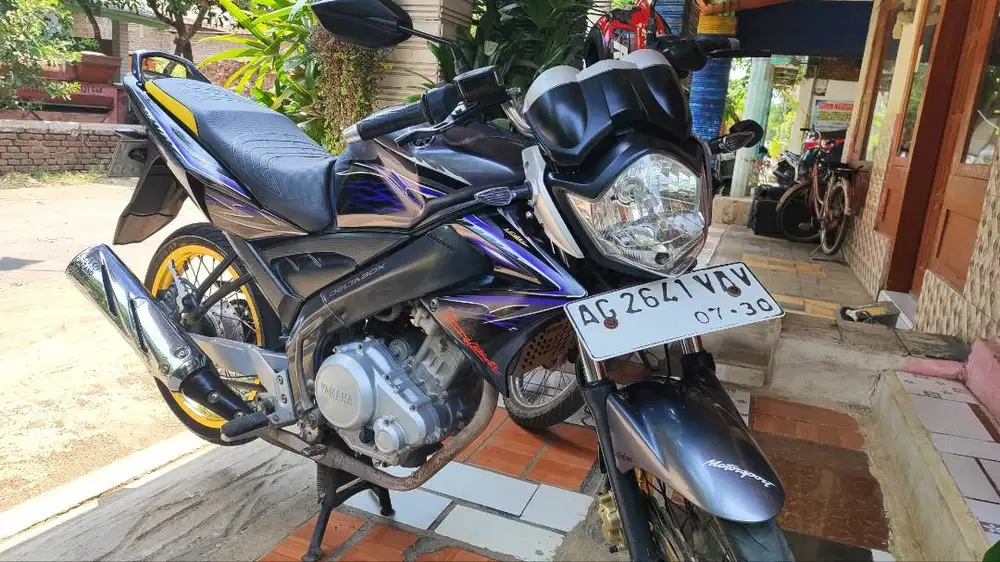 Vixion old 2011