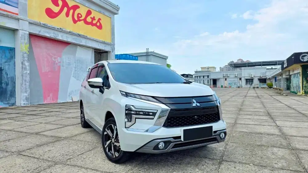 [KM 10 RIBUAN]MITSUBISHI XPANDER ULTIMATE AT PUTIH 2024