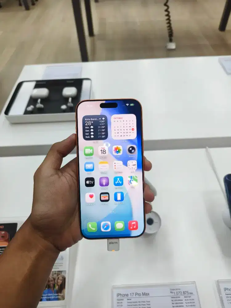 iPhone 17 Pro Max Free2x cicilan