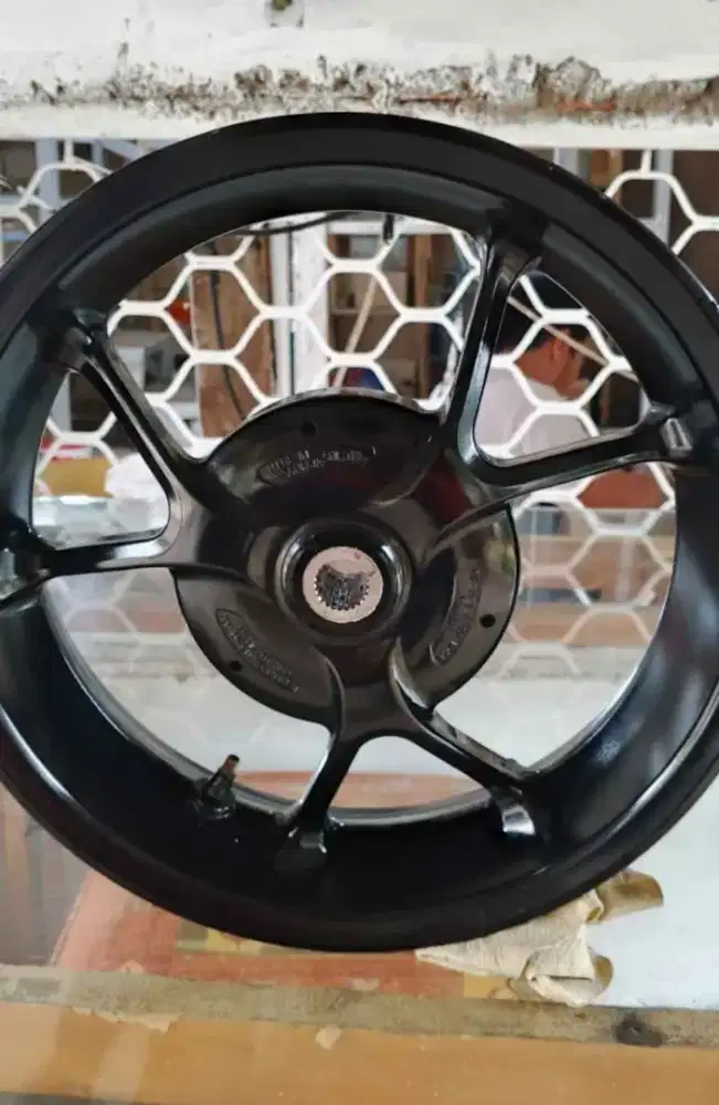 Velg aerox new 2025 like new