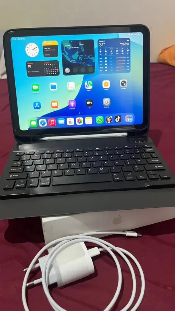 IPAD Gen 10 64Gb grey wifi only (Garansi on Blibli)