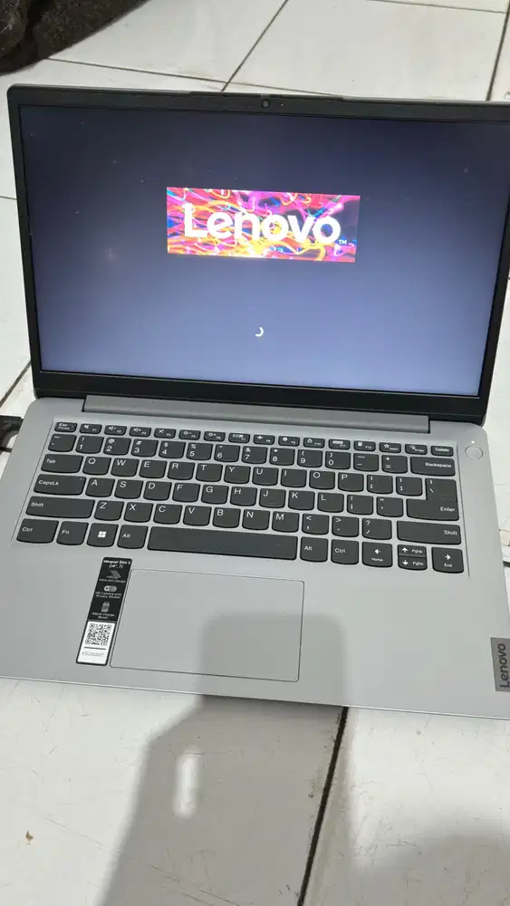 LAPTOP LENOVO LIKE NEW !