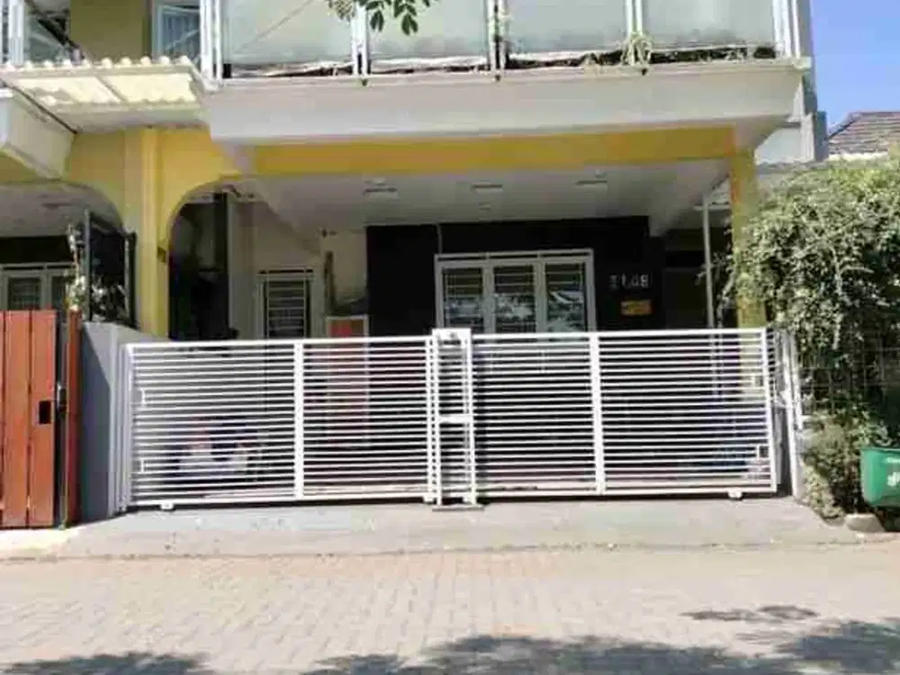 Jarang Ada! Rumah Bagus Semi Furnished Lokasi Strategis di Padasuka Bandung