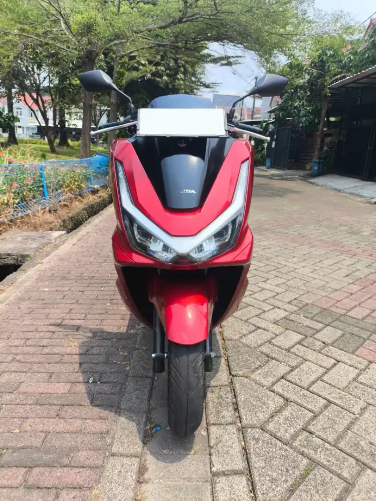 Honda PCX CBS 2025 LOW KM LIKE NEW PAJAK PANJANG