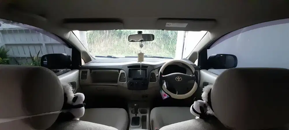 Toyota Kijang Innova 2009 Bensin
