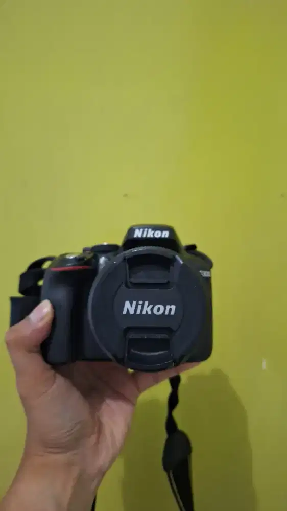 Nikon D5300 Kit + Lensa Fix 35mm + Paket Lengkap | Kondisi Mulus 99%