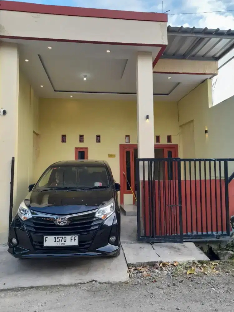 Di kontrakan rumah bulanan/tahunan