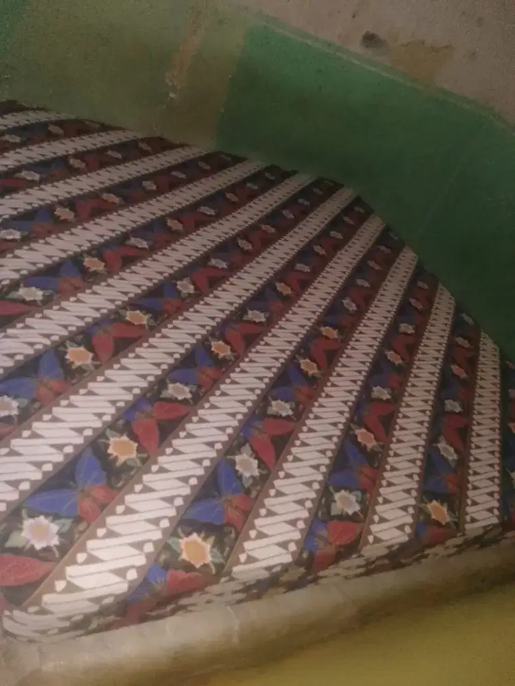 Kursi plastik springbed