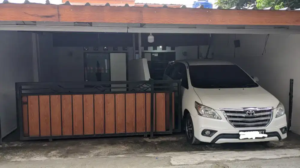 Di Kontrakan Rumah Di Limo Meruyung Belakang Masjid Al mutmainah