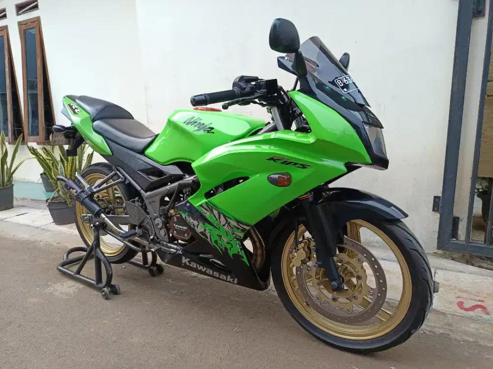 Kawasaki ninja RR  new 2013 lengkap pajak hidup