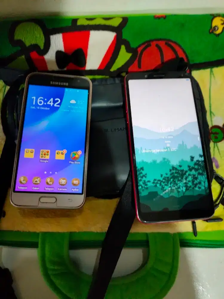 Oppo F5 6/64 dan samsung j3 2016