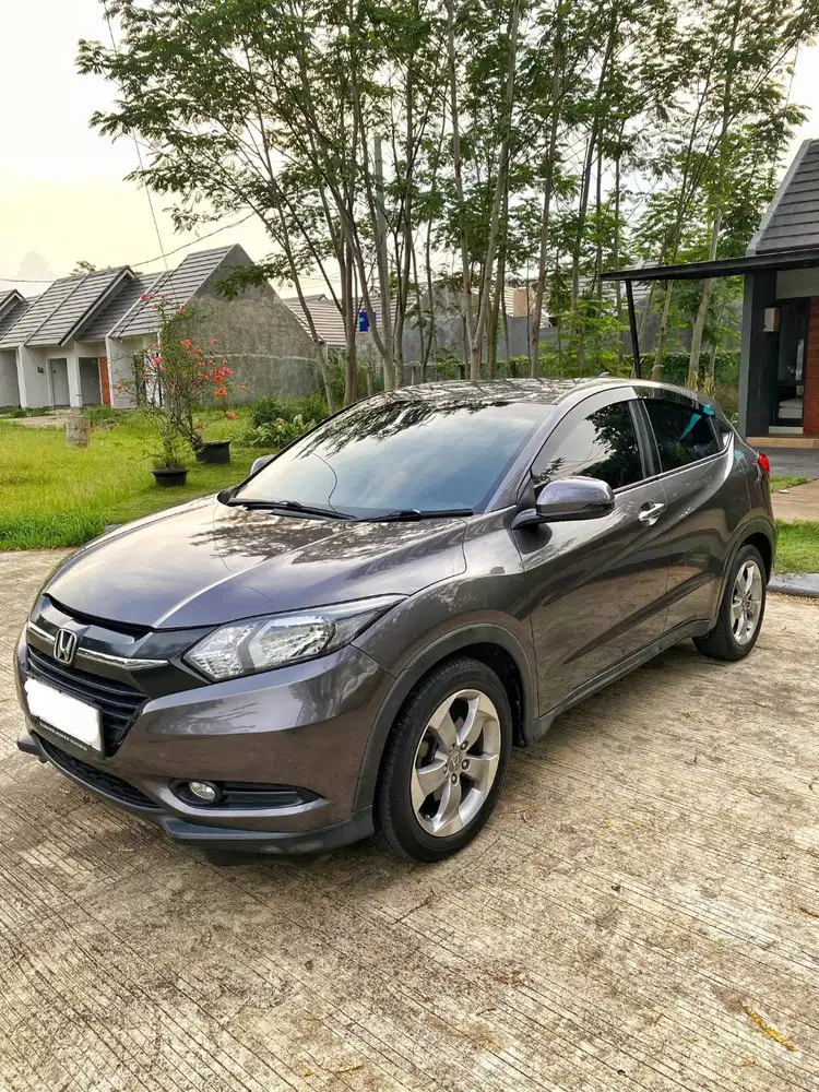 Honda HRV 2018 Matic Tipe E (Sangat terawat)