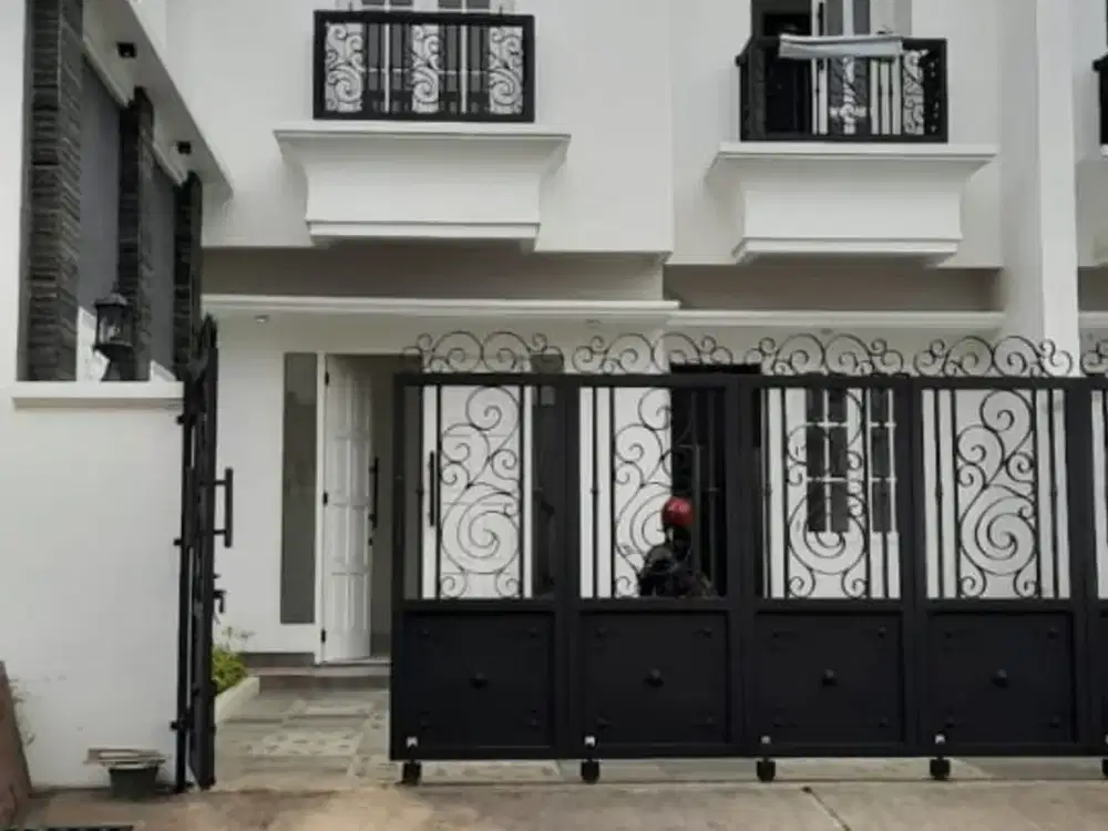 Jual Rumah Baru Dalam Komplek Di Pondok Bambu Jakarta Timur