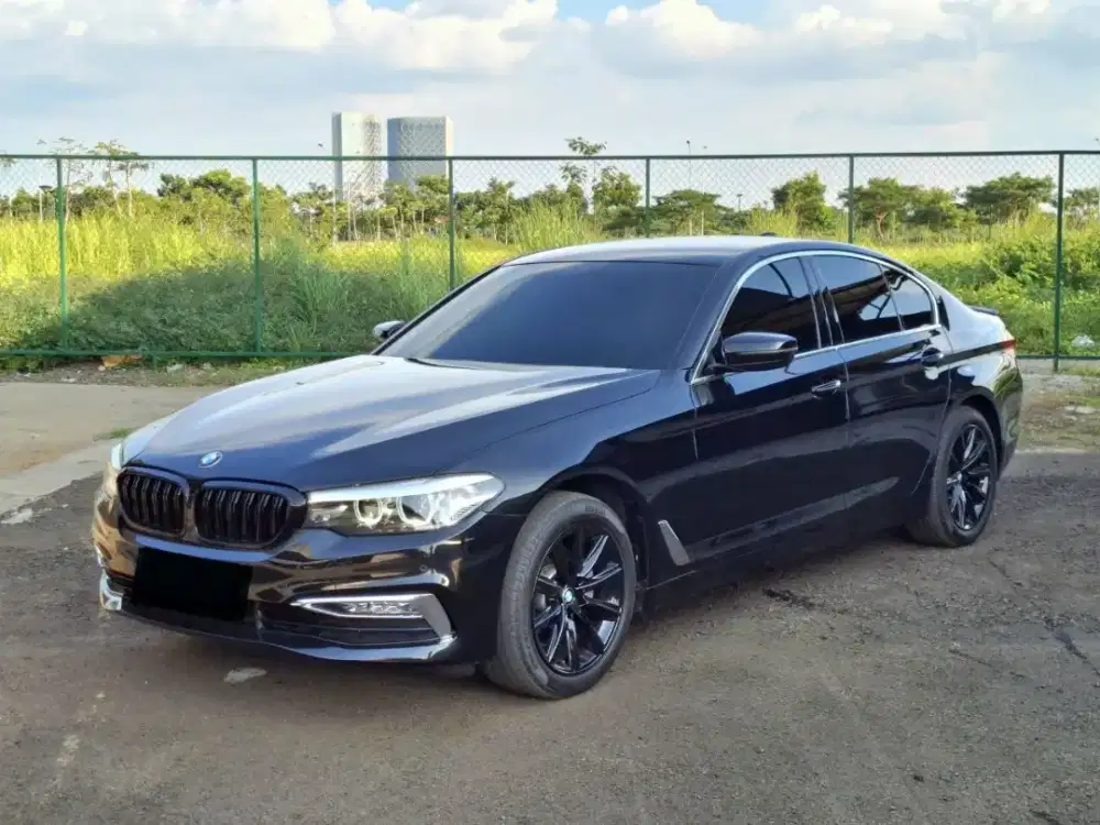 [Km 20k] BMW 520i Luxury G30 2018