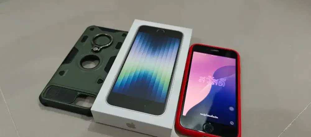 Iphone se gen 3 2022 128Gb Starlight Resmi IBOX No Minus MULUS