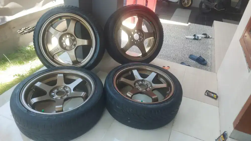 Velg R17 dobel PCD 8 hole