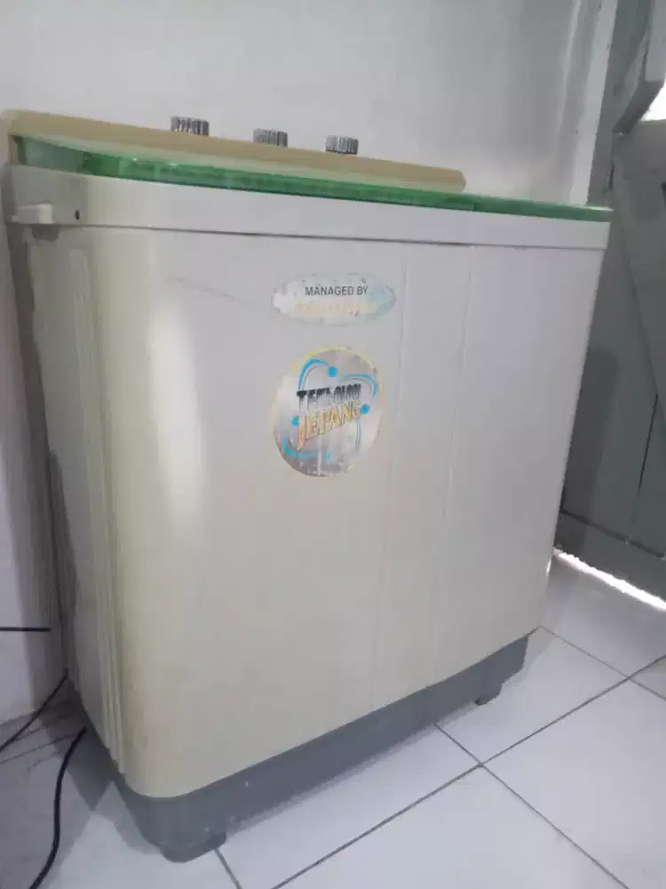 Mesin Cuci  2 Tabung Daimitsu barter