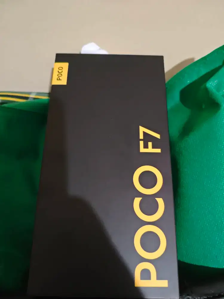Poco F7 12/512gb