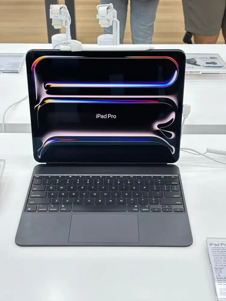 ipad pro M4 13 Inch