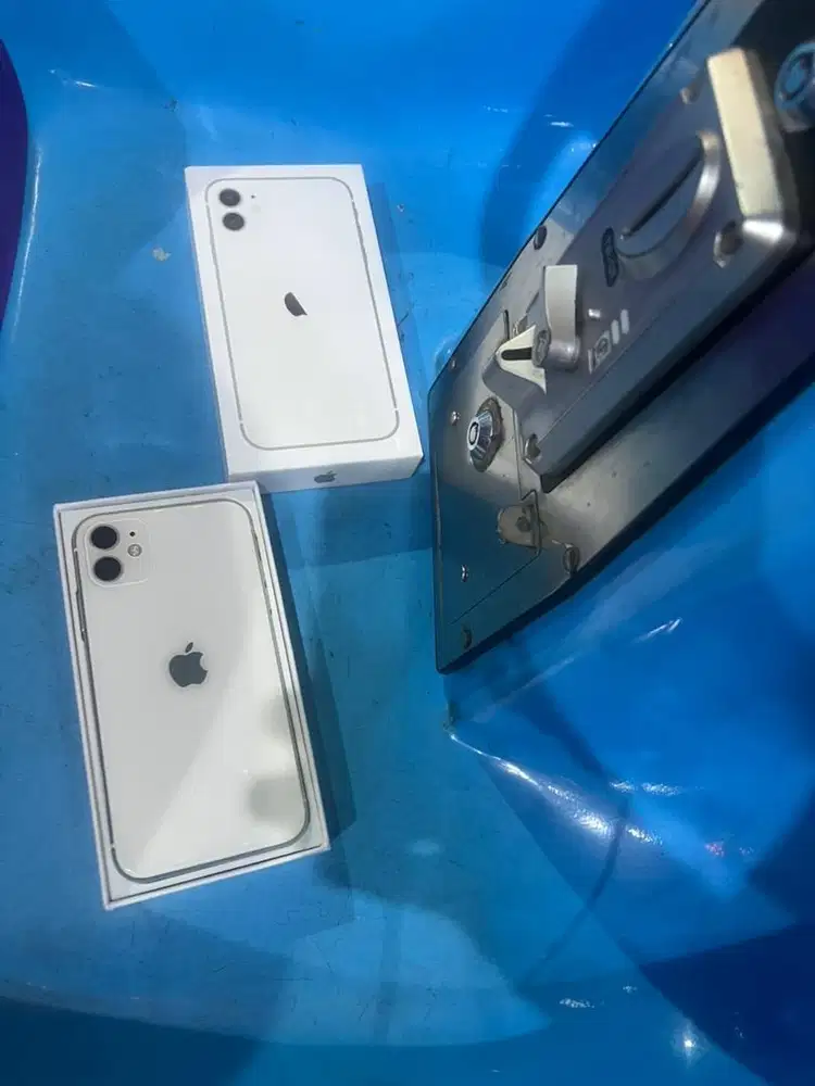 iphone 11 128gb putih