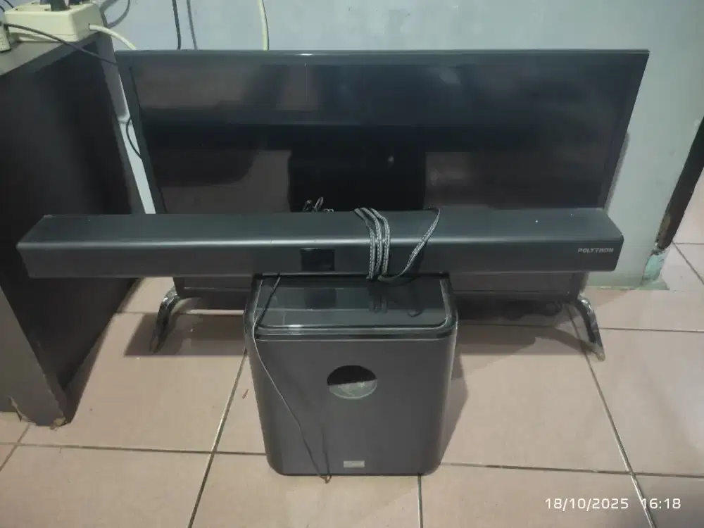 Di jual soundbar polytron 32