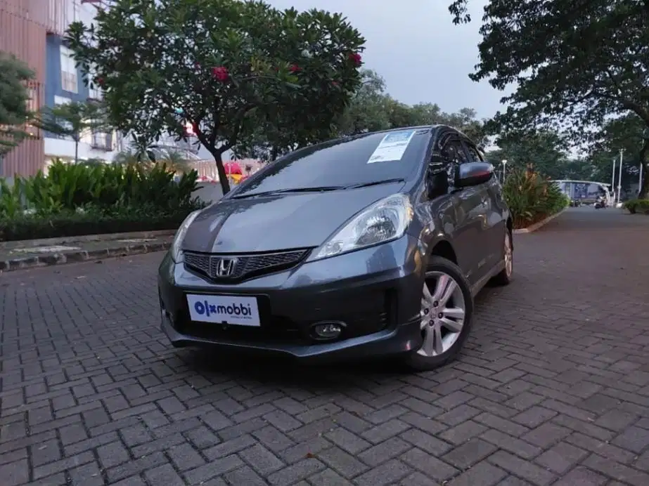 LOW DP Honda Jazz 1.5 E Bensin-MT 2012 CVI