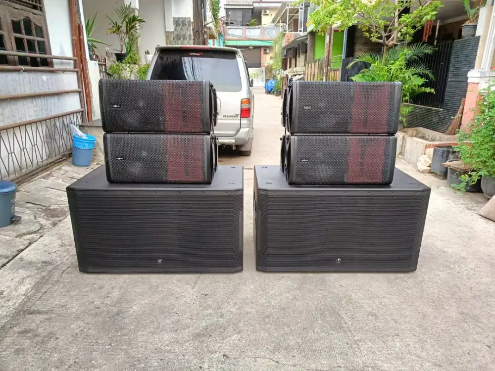 Borongan Sound Sistem Set Audiocenter Kla 12a dan Mackie SRM 2850