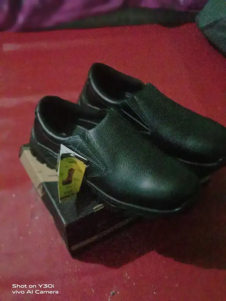 Sepatu pakalolo asli kulit