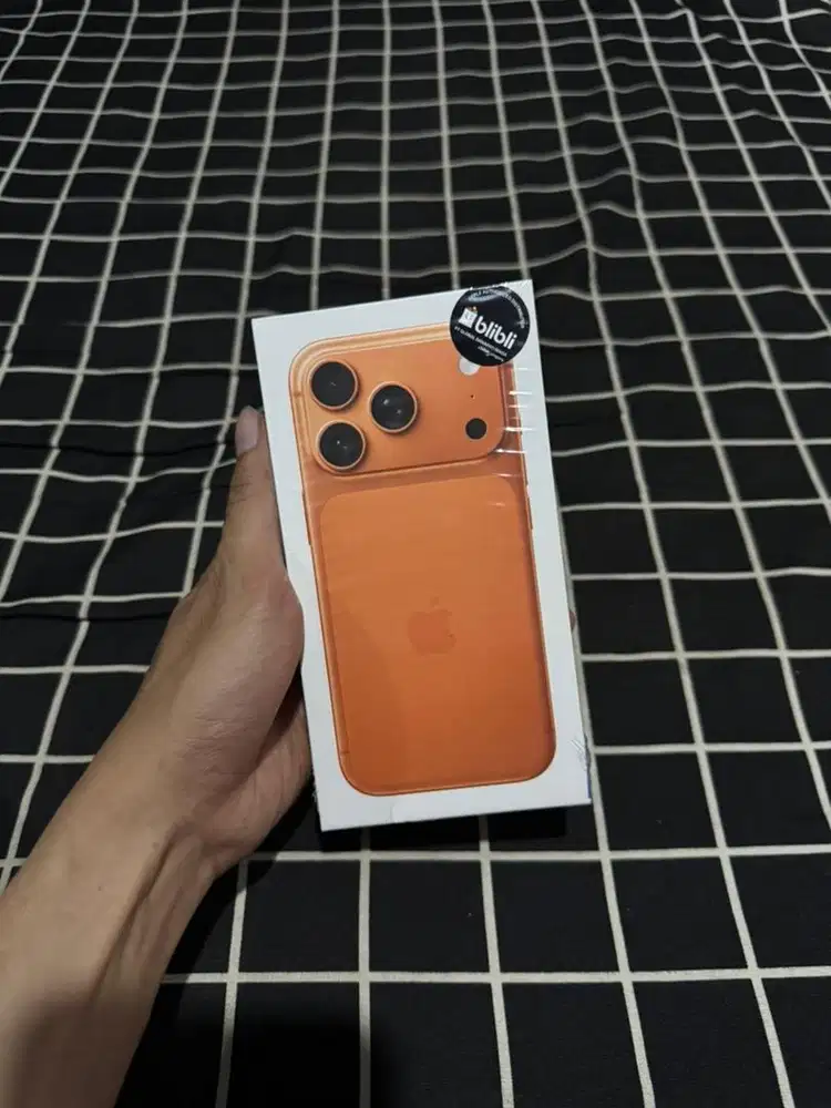 Iphone 17 pro 256 masih segel