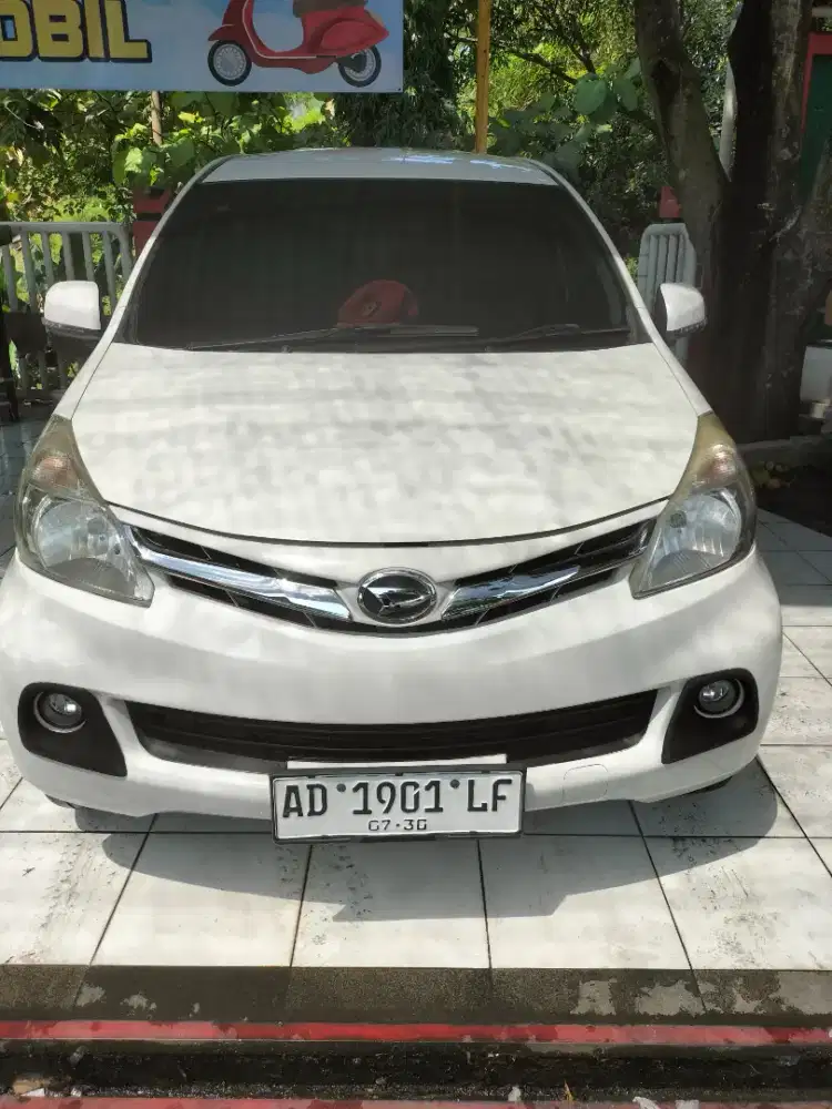 Dijual Daihatsu Xenia R Deluxe AT tahun 2015