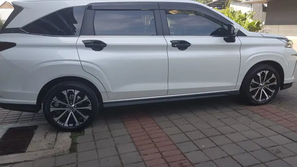 #Low km# Toyota Veloz  2023 Bensin