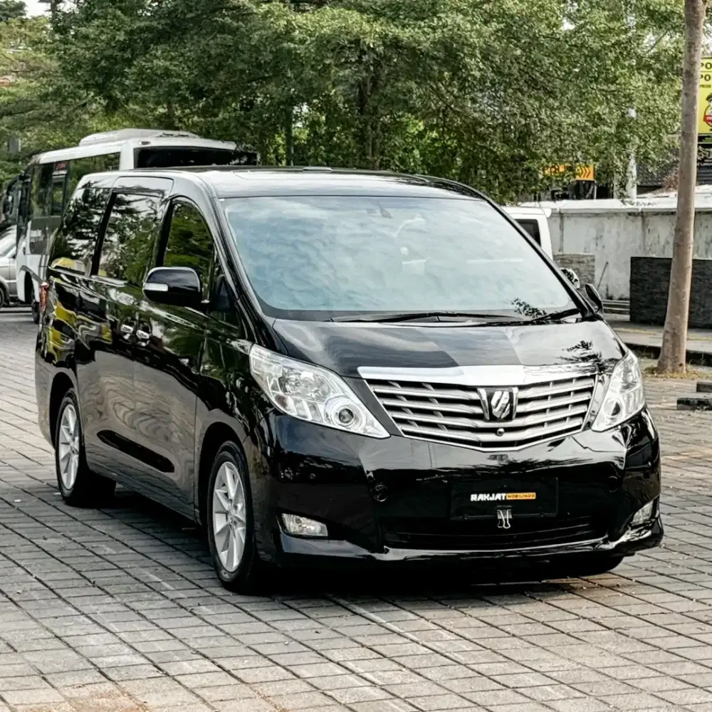 Dijual toyota alphard hitam