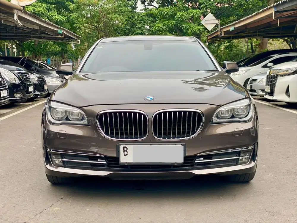 BMW 730Li 3.0 AT 2013 BROWN