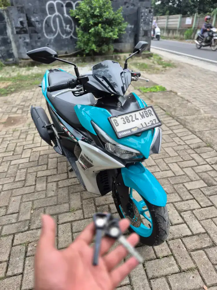 Dijual Yamaha aerox new Tahun 2022 pajak hidup mesin bagus