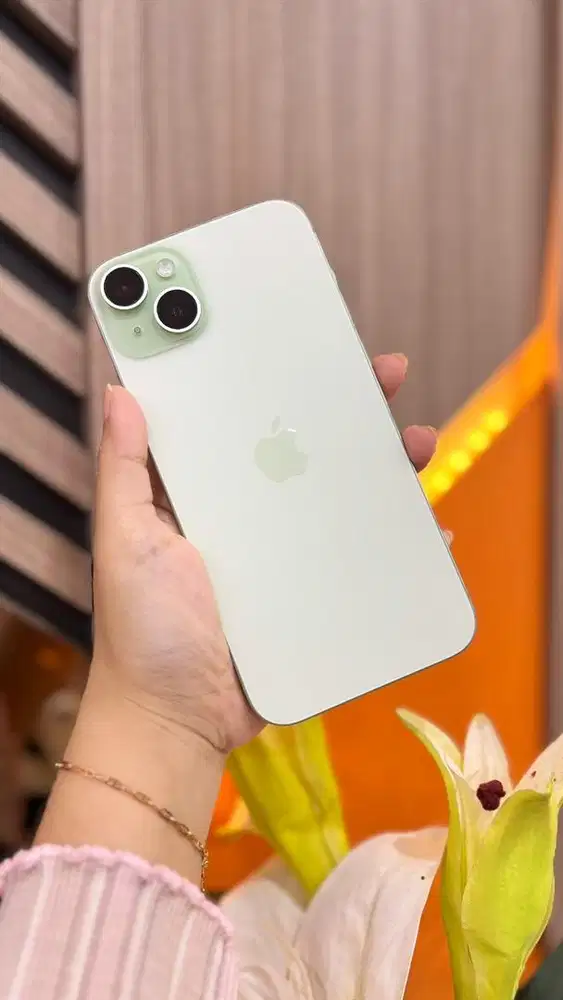 IPHONE 15 PLUS 128GB SECOND RESMI INDO
